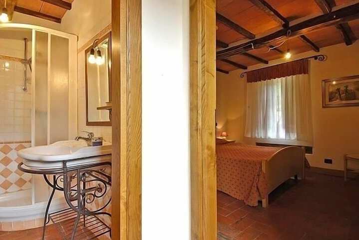 Room 15 of 43