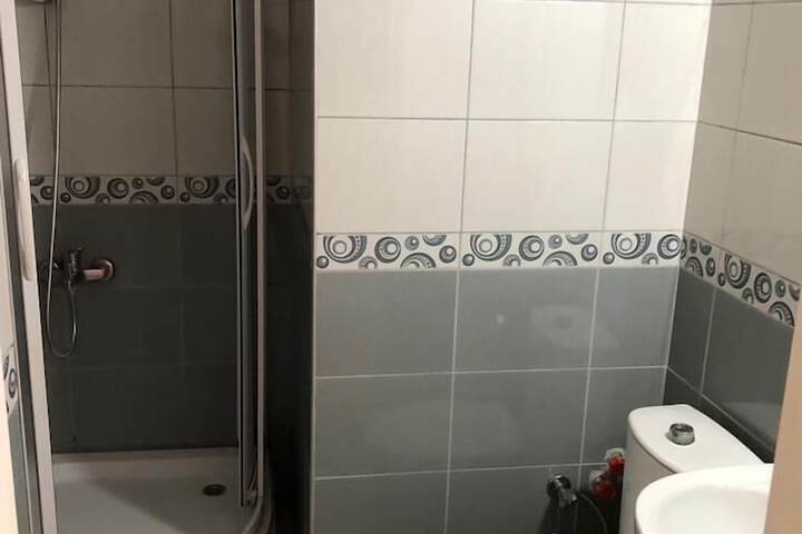Room 25 of 27