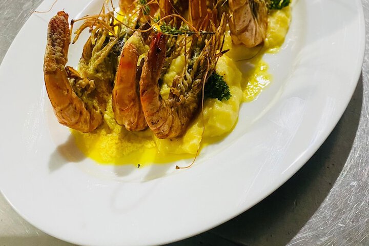 Dining 149 of 170