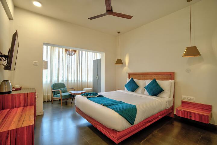 Room 8 of 22