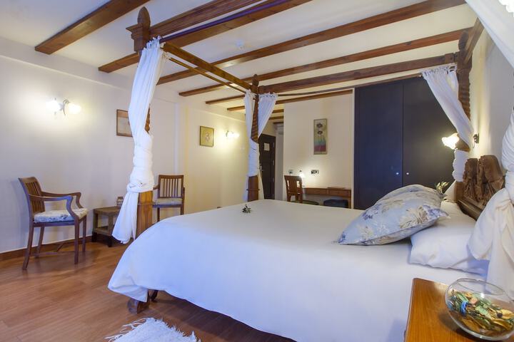 Room 46 of 174