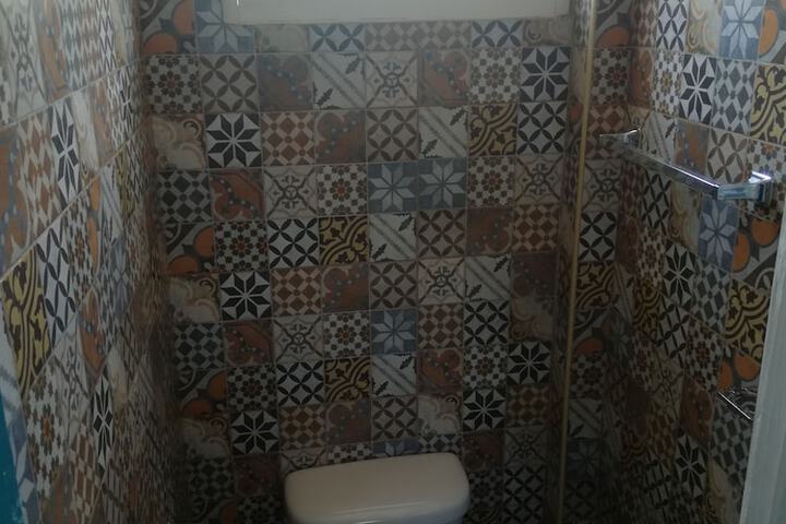 Room 38 of 59