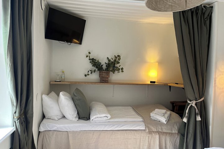 Room 36 of 62