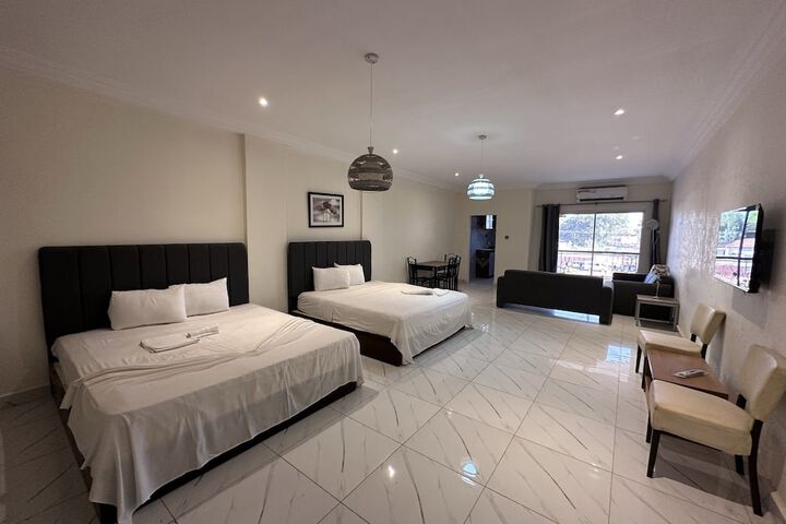 Room 11 of 24