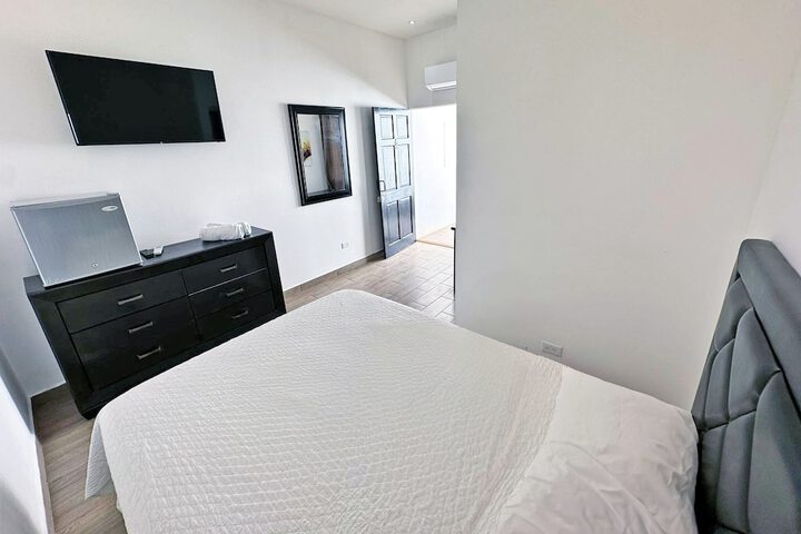 Room 9 of 46