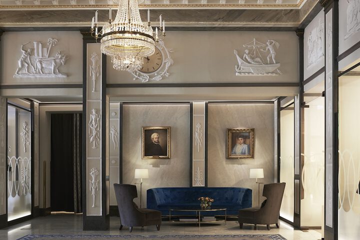 Hotel Lobby