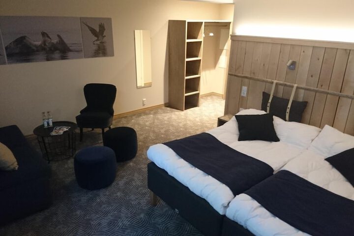 Room 11 of 43