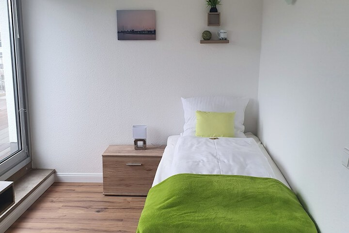 Room 4 of 30