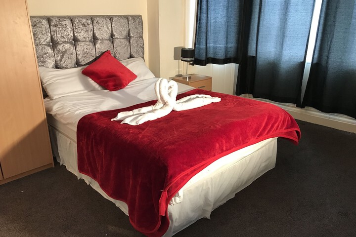 Room 19 of 37