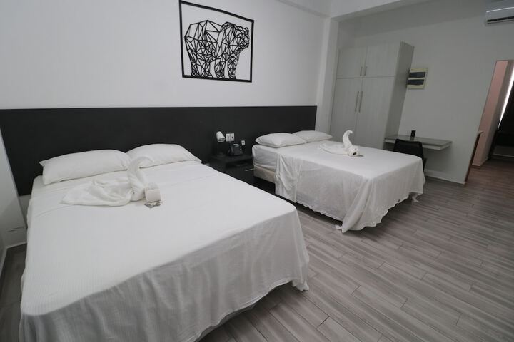 Room 18 of 39