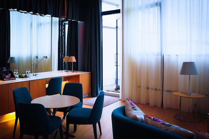 Room 18 of 54