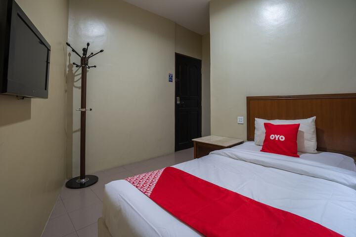 Room 9 of 31