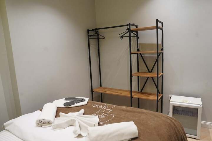 Room 21 of 67