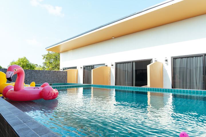 Pool 37 of 47