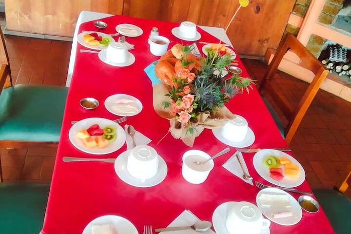 Dining 21 of 36