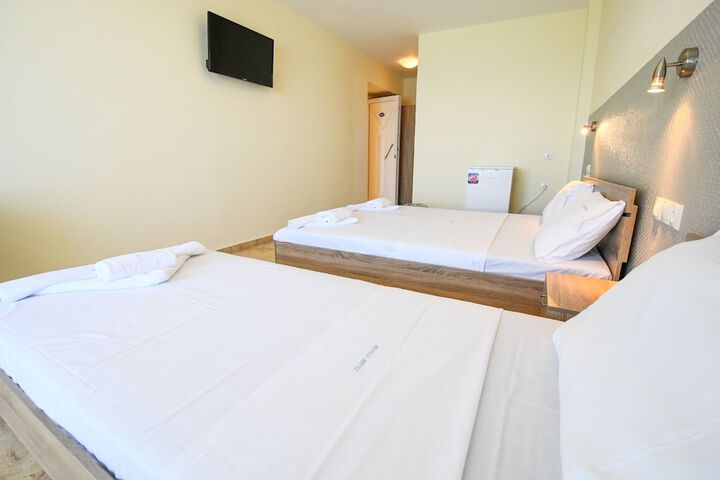 Room 10 of 54