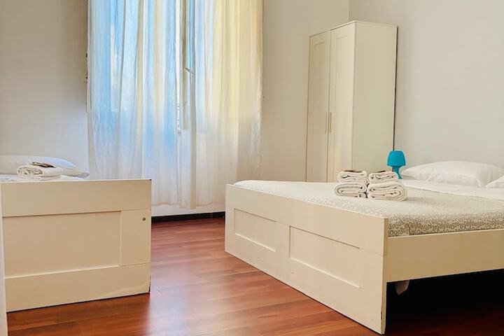 Room 10 of 25