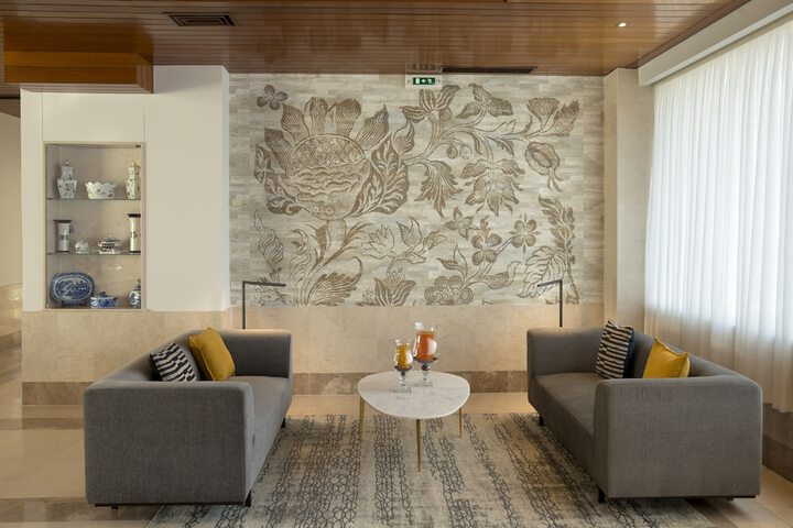 Hotel Interior 9 of 86