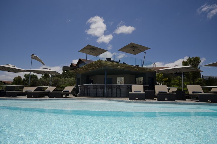 Hotel with Pool