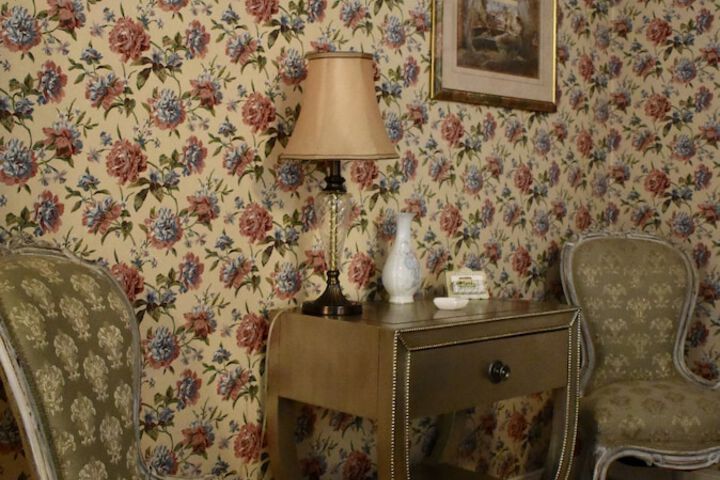 Room 14 of 64