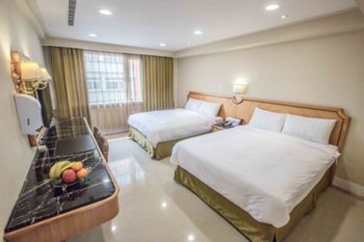 Room 20 of 35