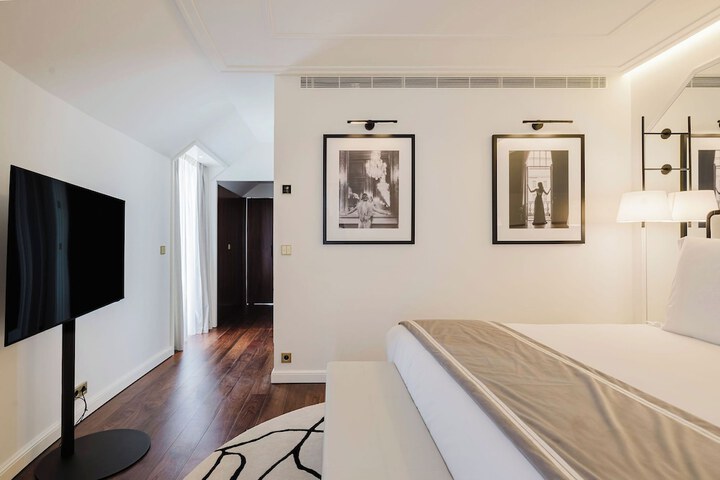 Room 19 of 150