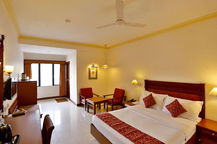 Room 3 of 37