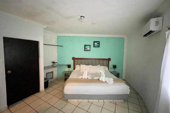 Chi Ibal Hu Cancun