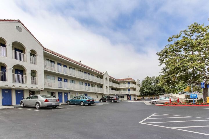 Exterior Photo