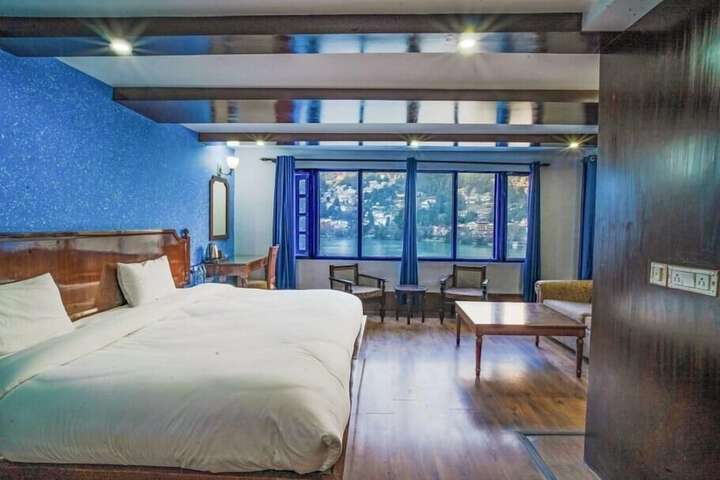 Room 14 of 59