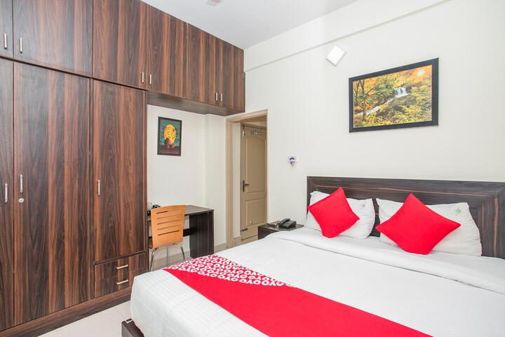 Room 7 of 15