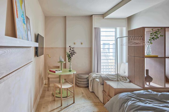 Room 38 of 57