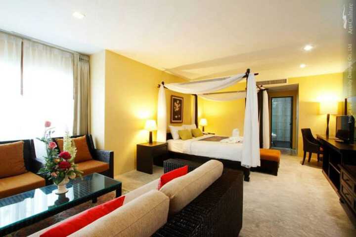 Room 44 of 124