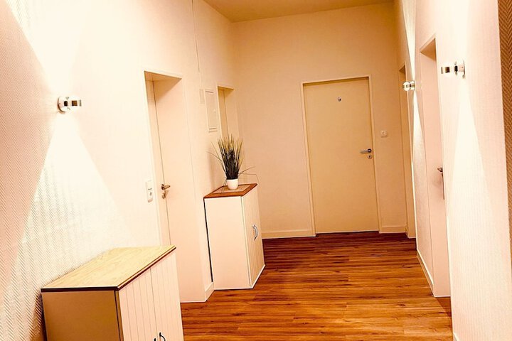 Ballroom/Hall 10 of 19