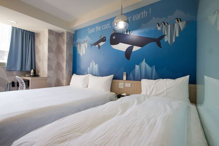 Room 4 of 69