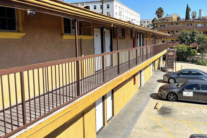 Property Grounds 19 of 21