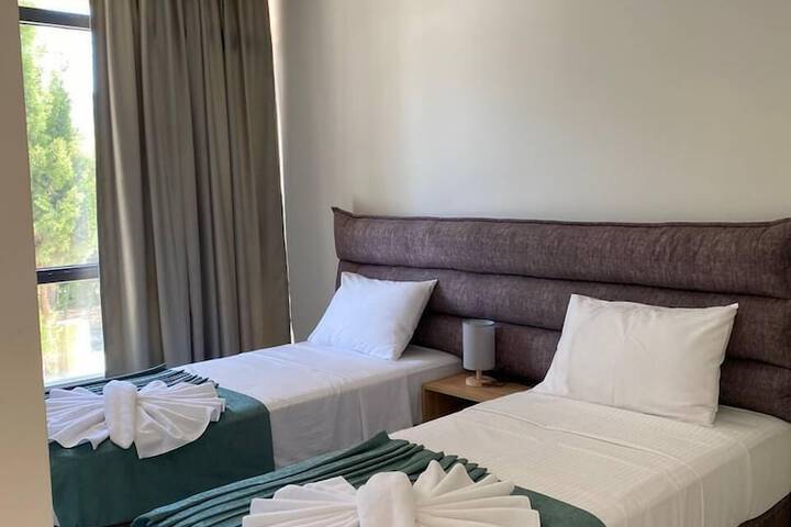 Room 5 of 62