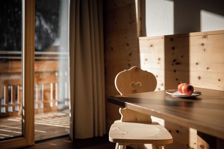 Room 10 of 51