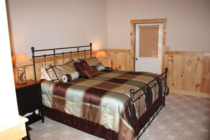 Room 3 of 36