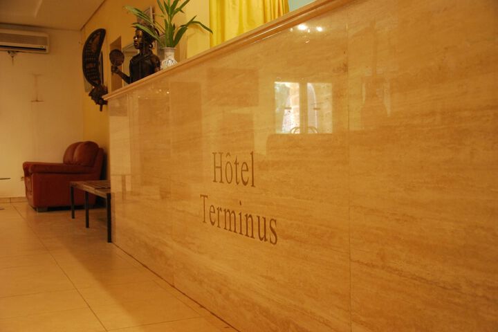Entrance & Lobby
