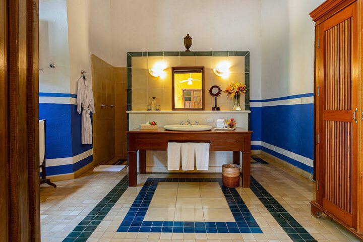 Clean Restrooms