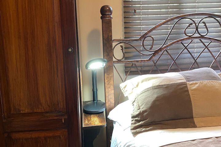 Room 10 of 120