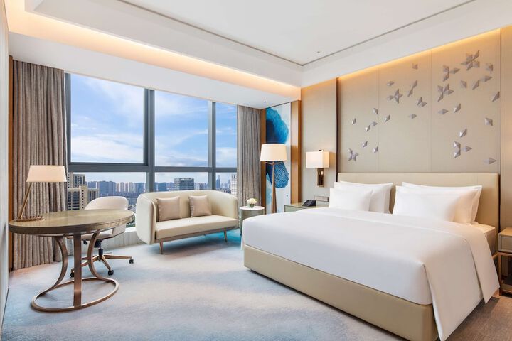 Room 12 of 49