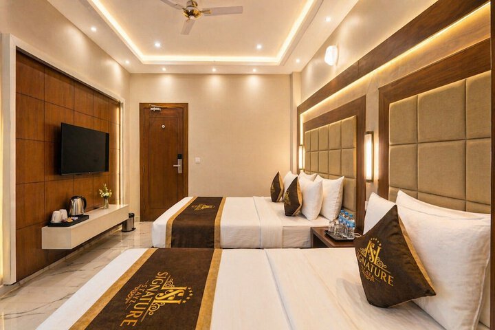 Room 17 of 29