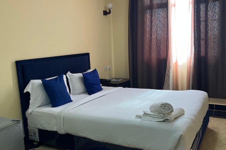 Room 60 of 151