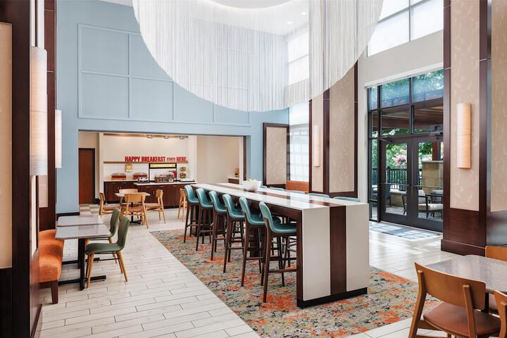 Breakfast area