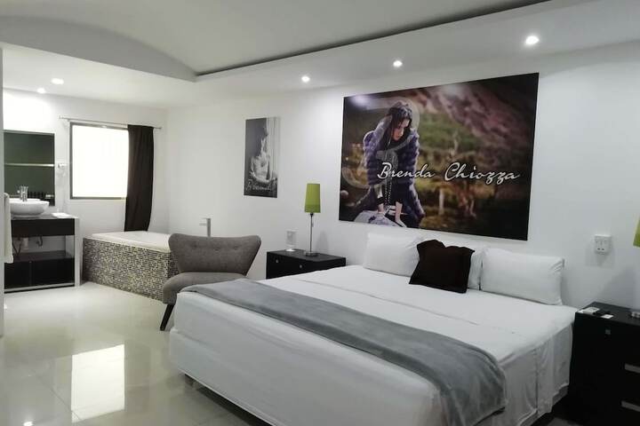 Room 9 of 27