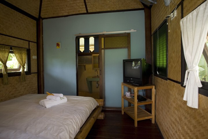 Room 13 of 22