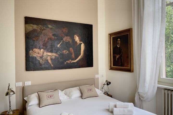 Room 9 of 43