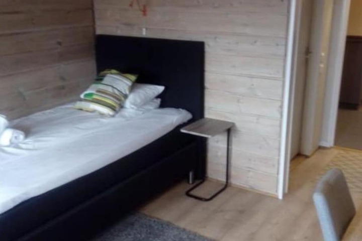 Room 5 of 15